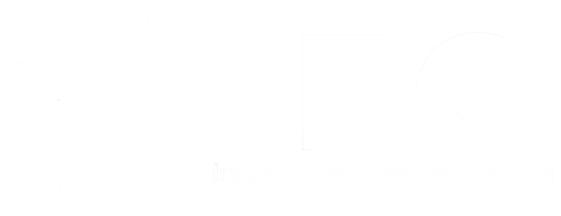 Logo del IEC en color blanco